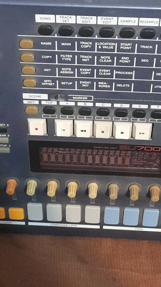 Yamaha Su 700 +usb floppy emulator VENDIDO de segunda mano · Foto 4 de 4 · Madrid · 330 €