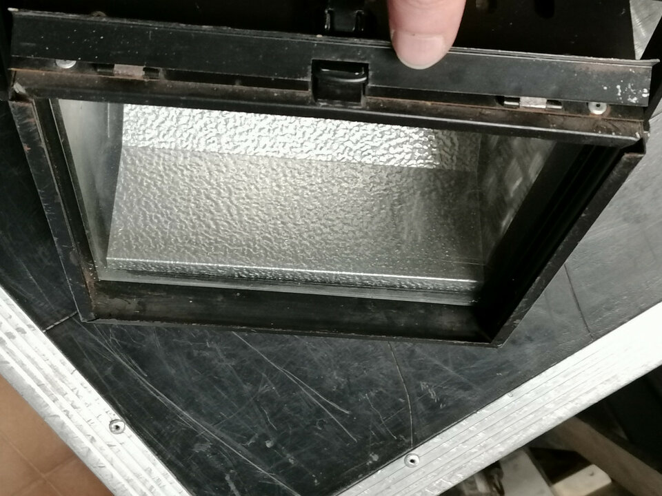 2 focos iluminación de segunda mano · Foto 5 de 5 · Madrid · 30 €