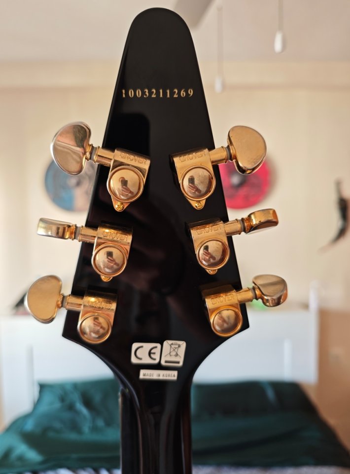 Epiphone 1958 Korina Flying V 2010