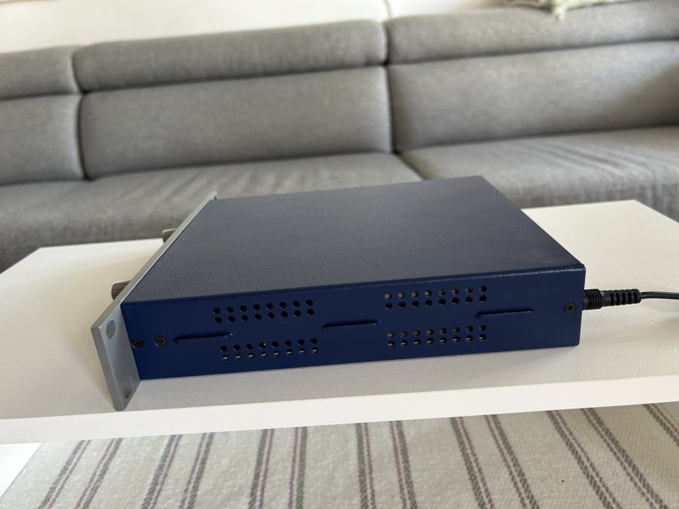 Rupert Neve Designs Portico 5012 – Previo de micrófono dual (rojo) de segunda mano · Foto 4 de 6 · Málaga · 1100 €