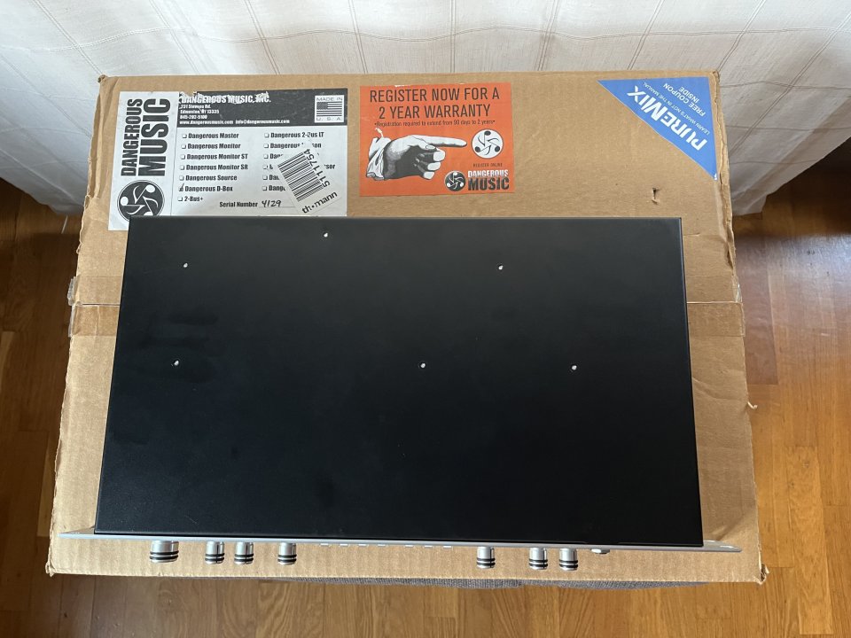 Dangerous D-Box de segunda mano · Foto 7 de 9 · Barcelona · 900 €