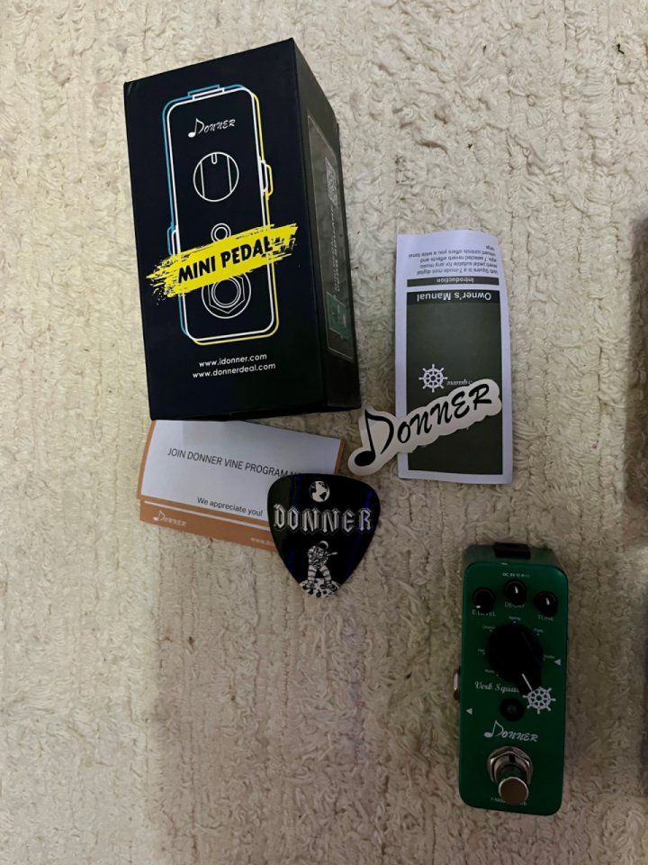 Donner Verb Square - Reverb (7 modos) de segunda mano · Foto 4 de 10 · Gipuzkoa · 15 €