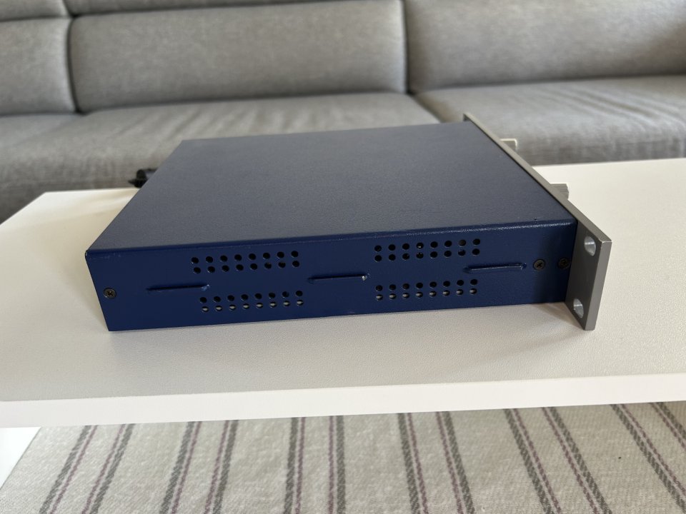Rupert Neve Designs Portico 5012 – Previo de micrófono dual (rojo) de segunda mano · Foto 5 de 6 · Málaga · 1100 €