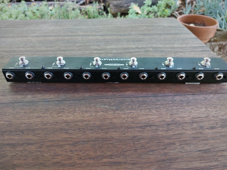 GigRig QuarterMaster 6 QMX-6 de segunda mano · Foto 3 de 4 · Pontevedra · 250 €