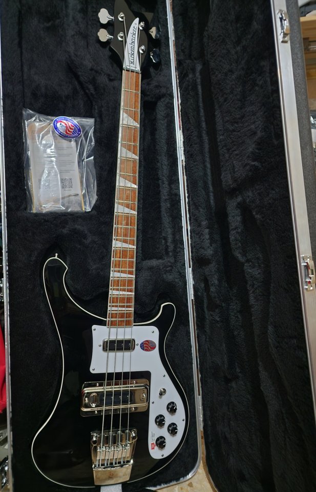 Rickenbacker 4003 Jetglo 2026. Nuevo sin estrenar. de segunda mano · Foto 2 de 6 · Madrid · 2650 €