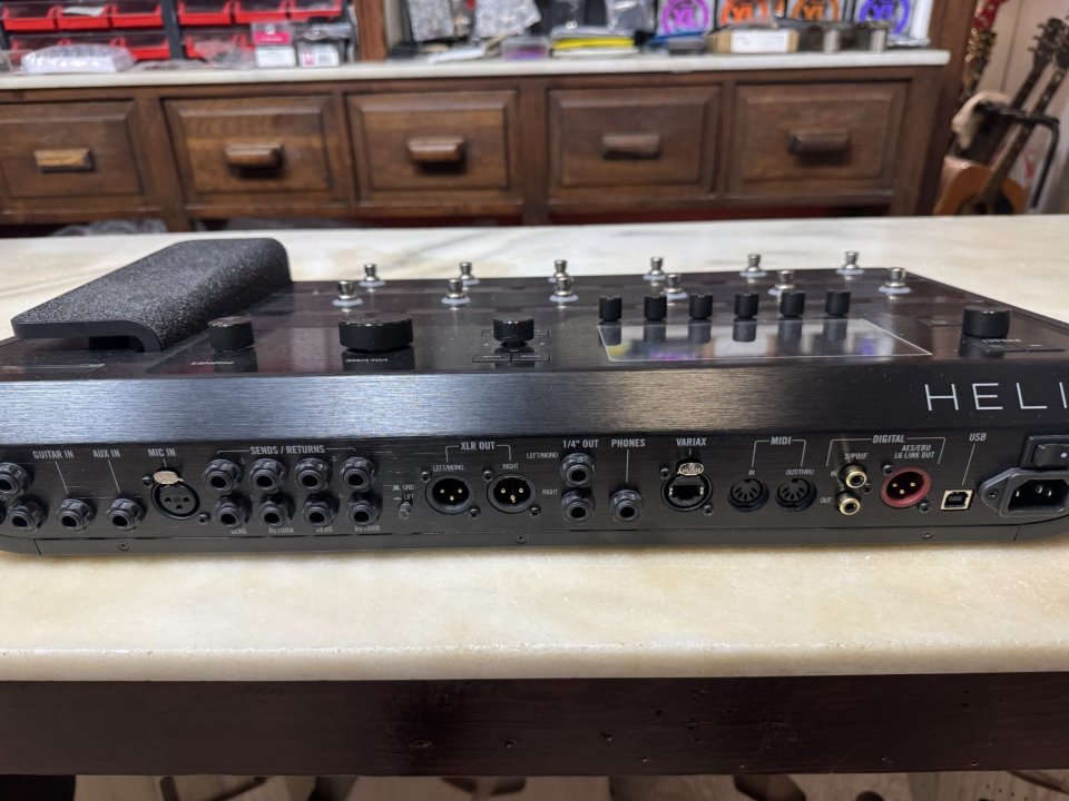 Line 6 Helix Floor Pedalera Multiefectos