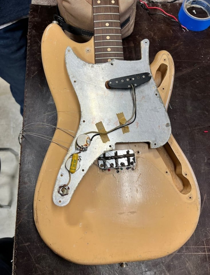 1959 Fender Music Master Desert Sand de segunda mano · Foto 7 de 10 · Valencia · 3900 €