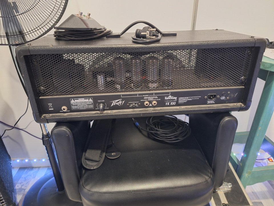 Cabezal peavey valveking vk 100 de segunda mano · Foto 2 de 4 · Madrid · 175 €