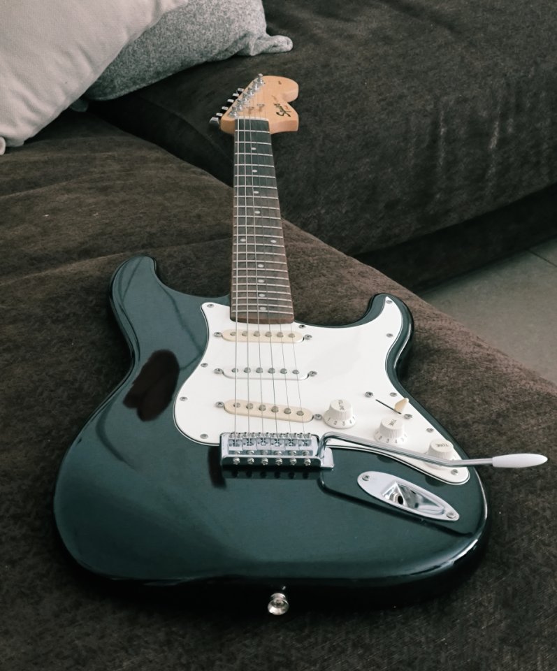 Squier Stratocaster Afinnity de segunda mano · Foto 1 de 5 · Madrid · 150 €