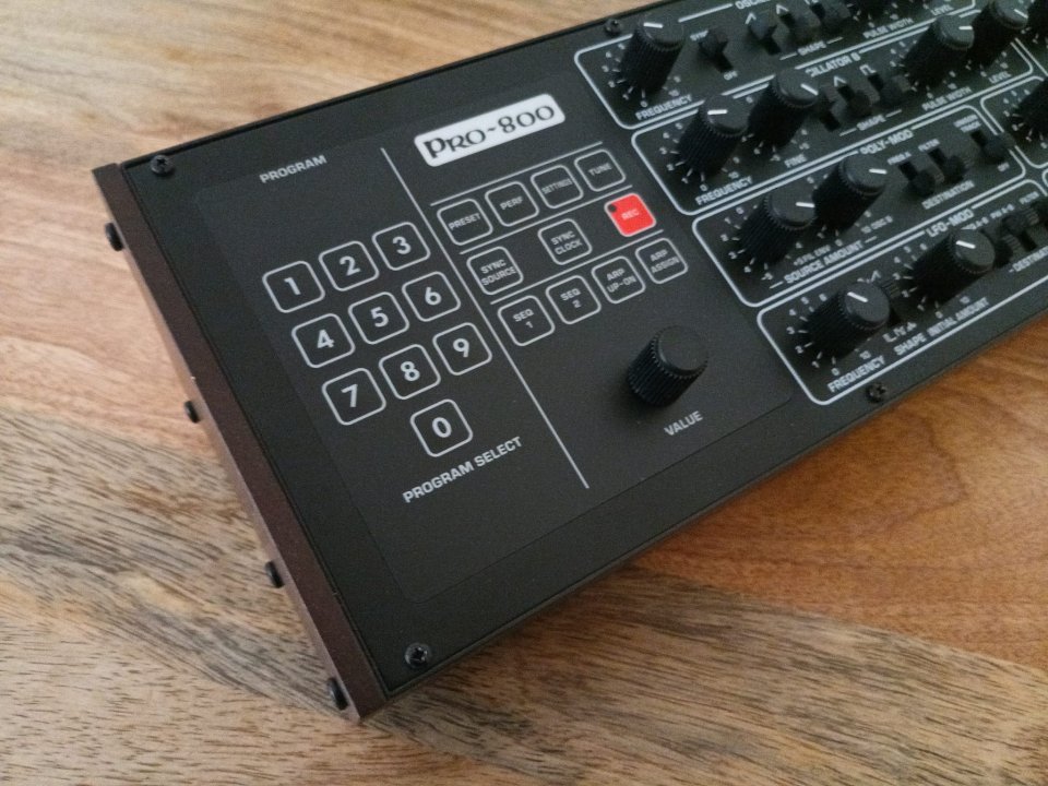 Behringer Pro-800