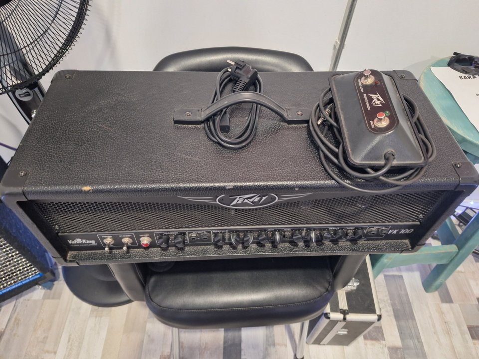 Cabezal peavey valveking vk 100 de segunda mano · Foto 4 de 4 · Madrid · 175 €