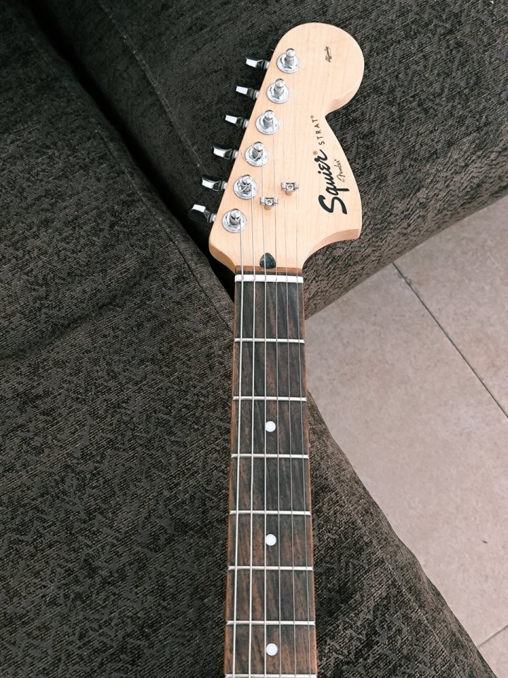 Squier Stratocaster Afinnity de segunda mano · Foto 3 de 5 · Madrid · 150 €