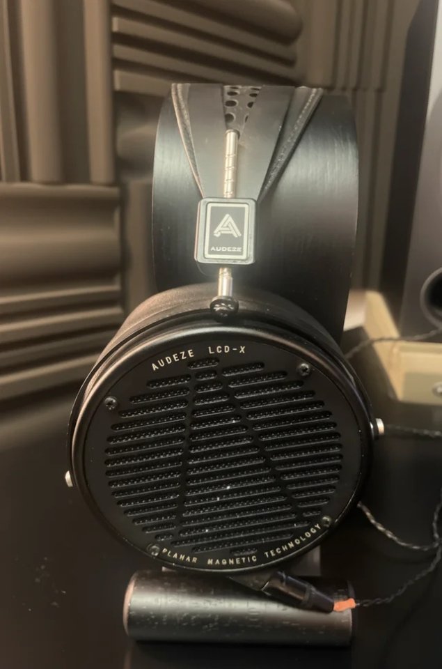 Audeze LCD-X + Case original + Cable XLR-4 + Riser Auralex