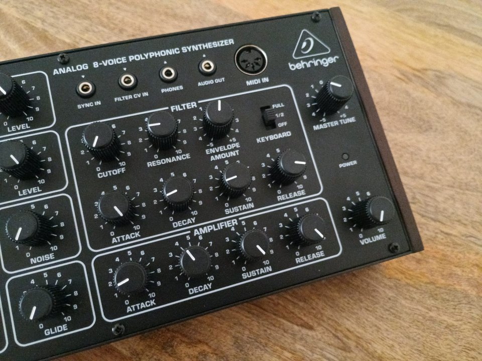 Behringer Pro-800