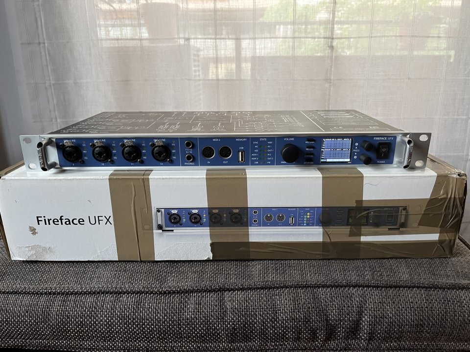 RME Fireface UFX de segunda mano · Foto 2 de 8 · Barcelona · 800 €