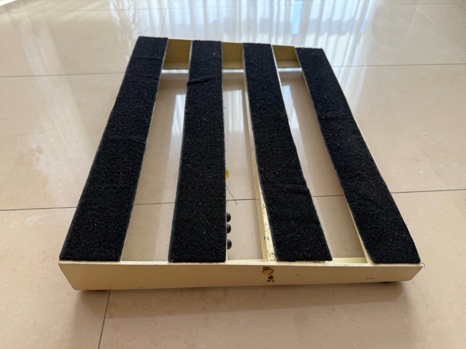 Pedalera T-Rex ToneTrunk 42 + funda original de segunda mano · Foto 4 de 10 · Pontevedra · 68 €