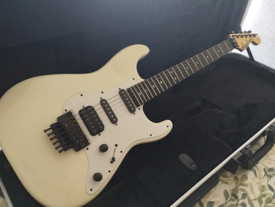 Jackson Adrian Smith USA de segunda mano · Foto 3 de 10 · Huelva · 1880 €