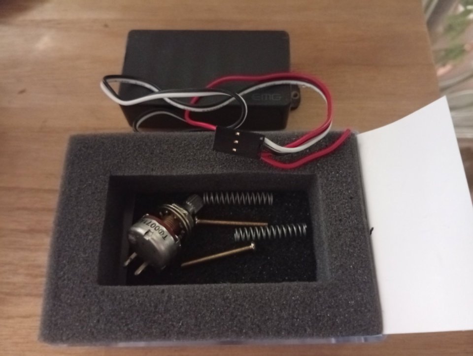 Pastilla activa EMG 60 de segunda mano · Foto 3 de 3 · Bizkaia · 50 €