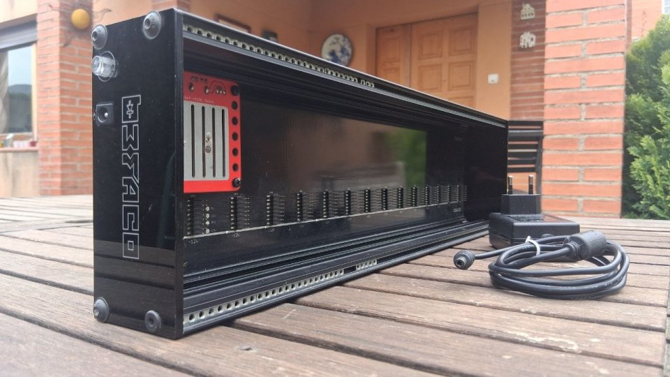 Befaco Jumpskiff Caja Modular 98HP + extras