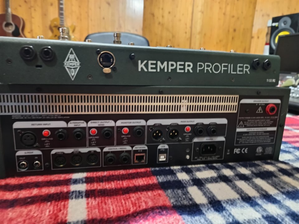 Kemper Profiler PowerRack + Remote de segunda mano · Foto 5 de 8 · Pontevedra · 1190 €