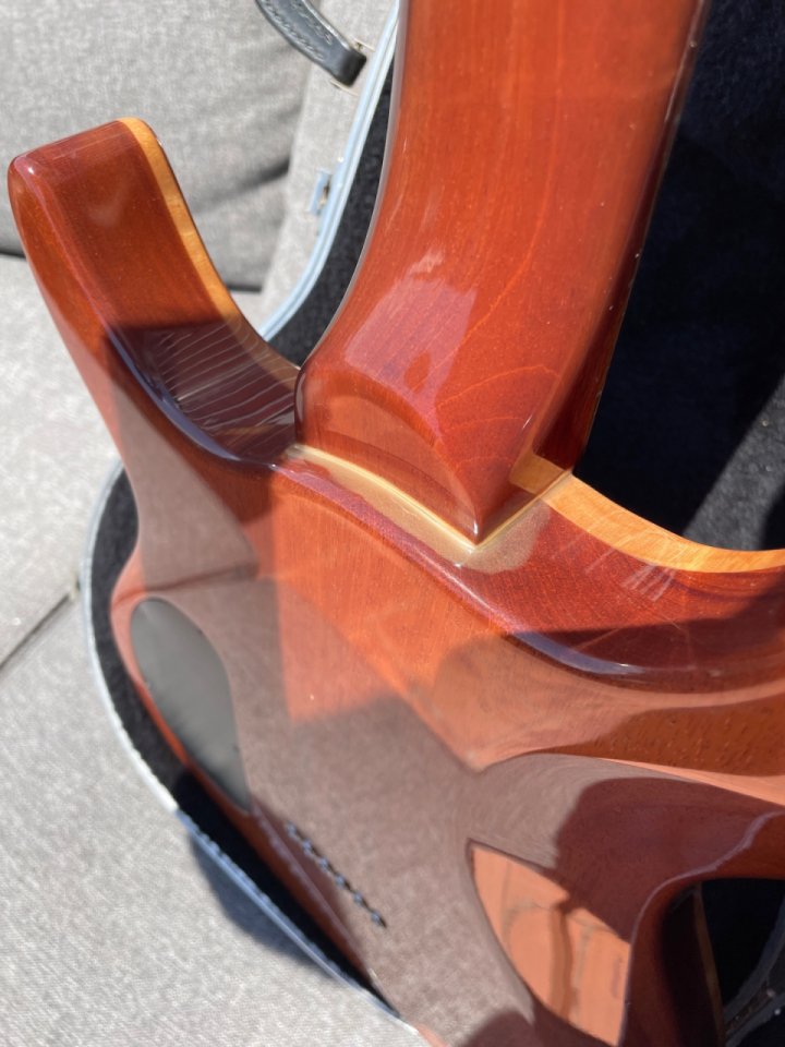 Carvin CT6 de segunda mano · Foto 8 de 10 · Barcelona · 1575 €