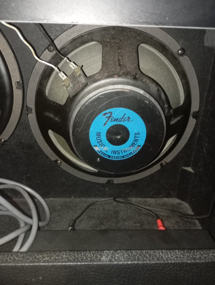 Fender Princeton Stereo Chorus Black Knob de segunda mano · Foto 6 de 10 · Girona · 250 €
