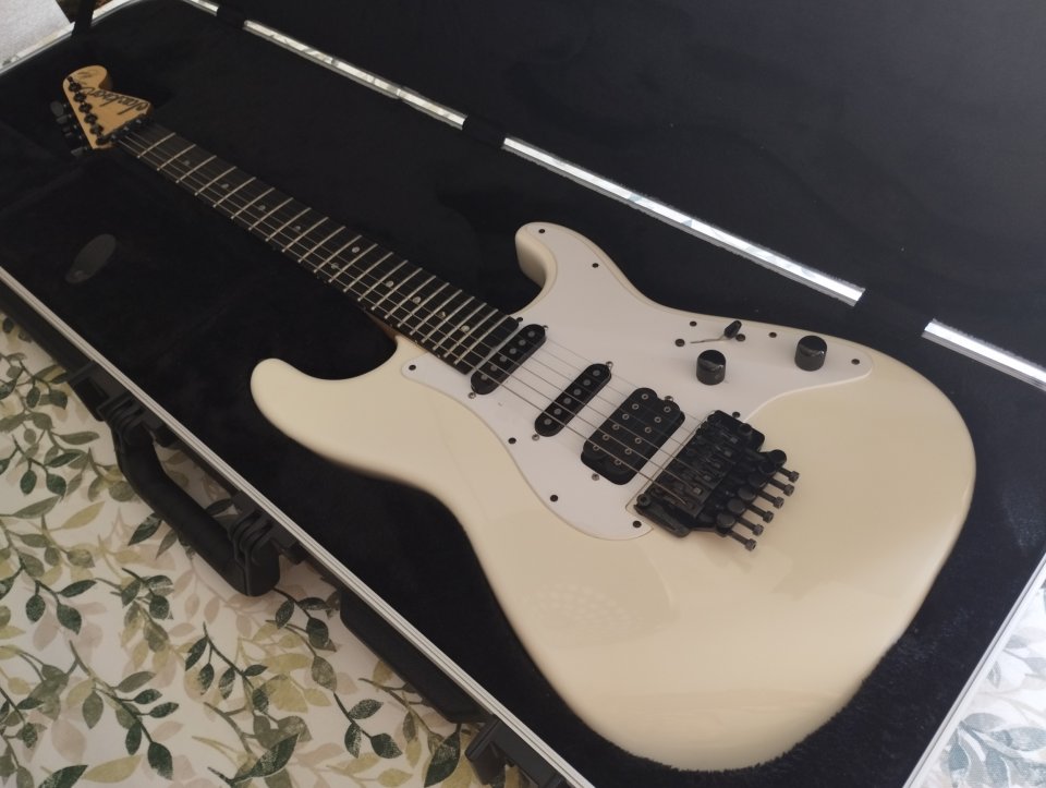 Jackson Adrian Smith USA de segunda mano · Foto 8 de 10 · Huelva · 1880 €
