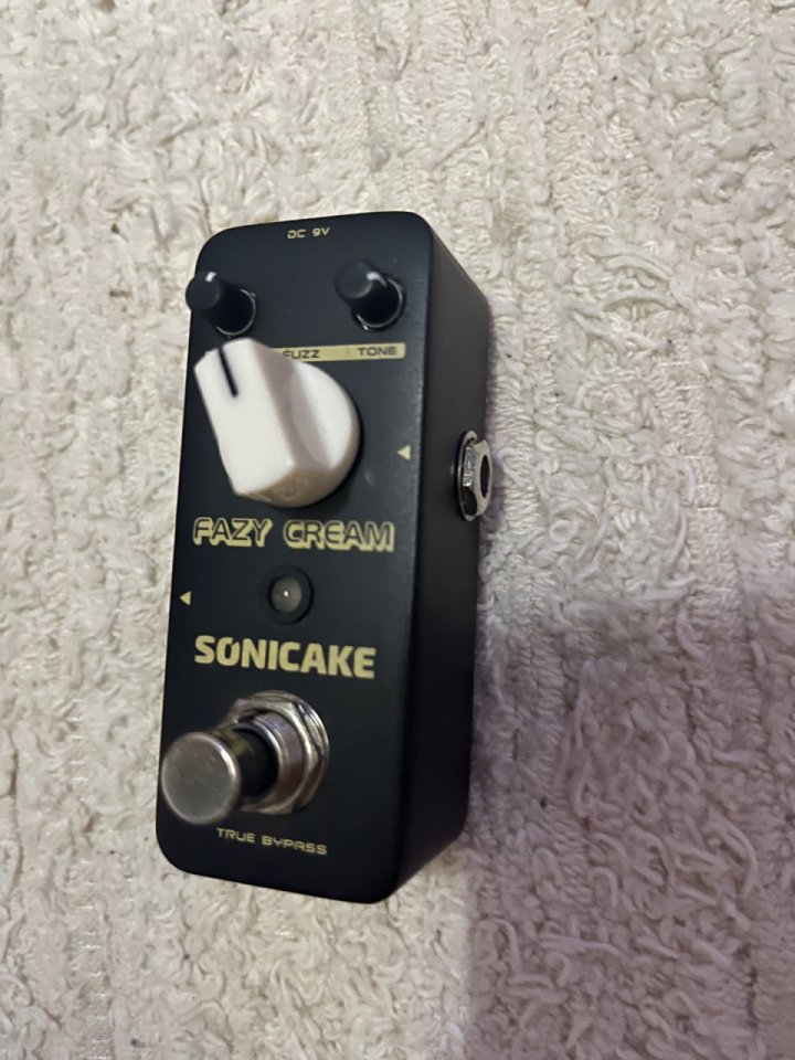 Sonicake Fazy Cream - Fuzz de segunda mano · Foto 1 de 10 · Gipuzkoa · 15 €
