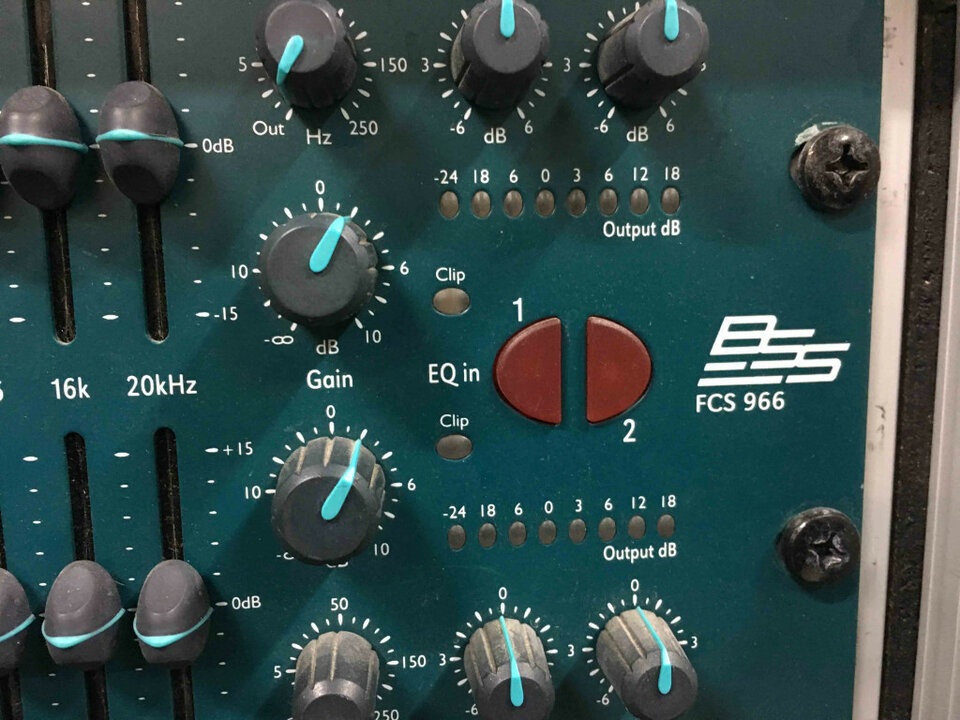 Ecualizador profesional 31 bandas BSS