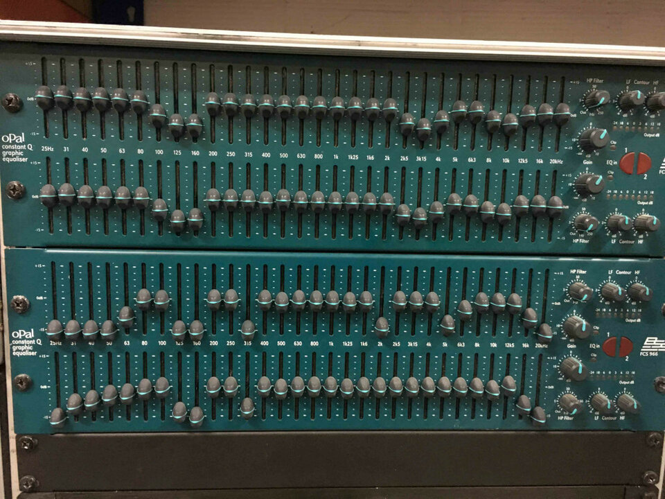 Ecualizador profesional 31 bandas BSS