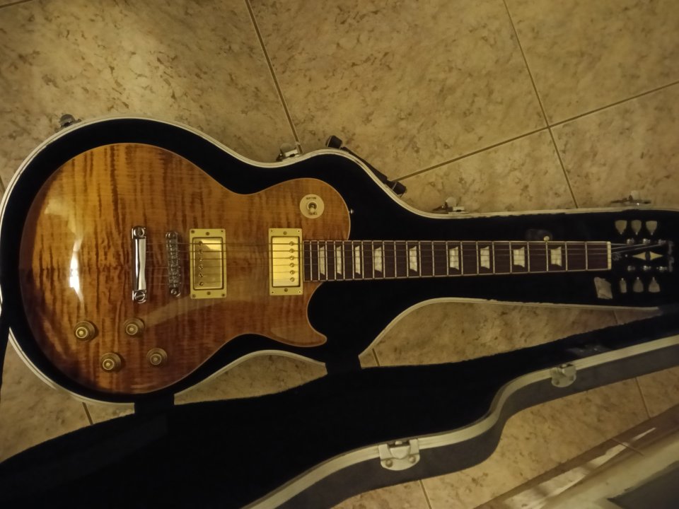 Harley benton sc 550