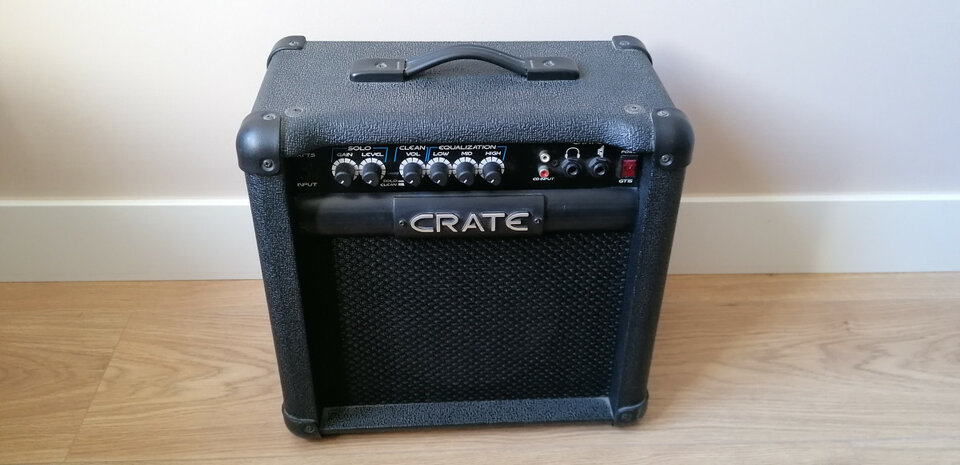 Se vende amplificador para guitarra Crate GT15