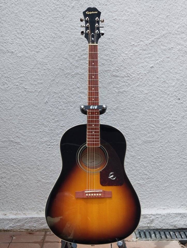 Epiphone AJ-220S / VS.