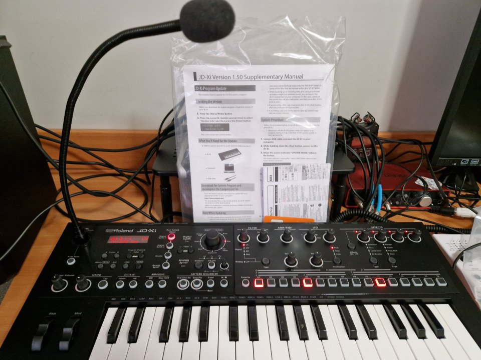 Roland JD-XI de segunda mano · Foto 7 de 7 · Madrid · 400 €