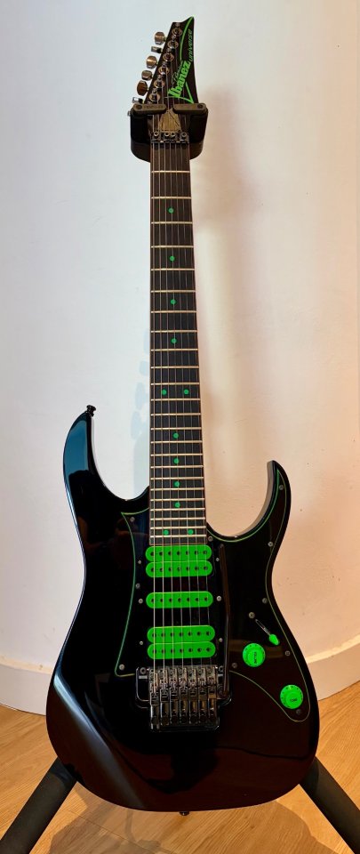 Ibanez Universe UV70P de segunda mano · Foto 1 de 9 · Barcelona · 995 €
