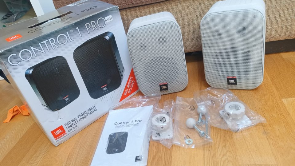 JBL Control 1 Pro Altavoces Blancos (Par)