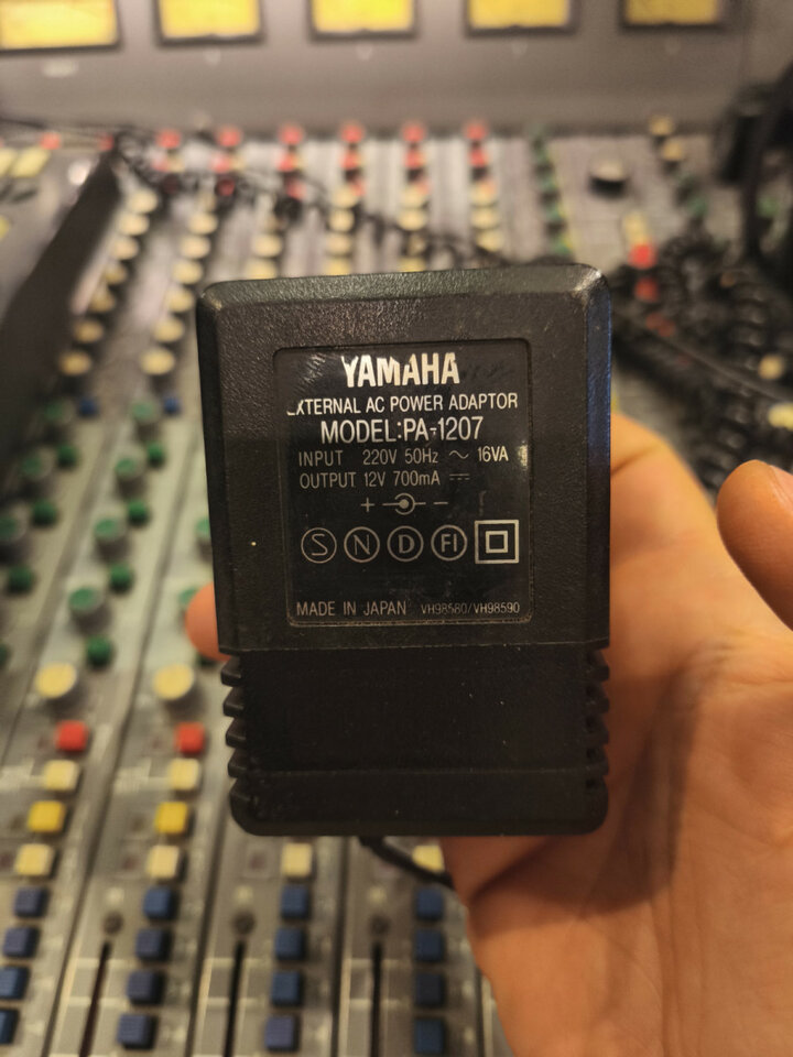 YAMAHA Secuenciador QY700