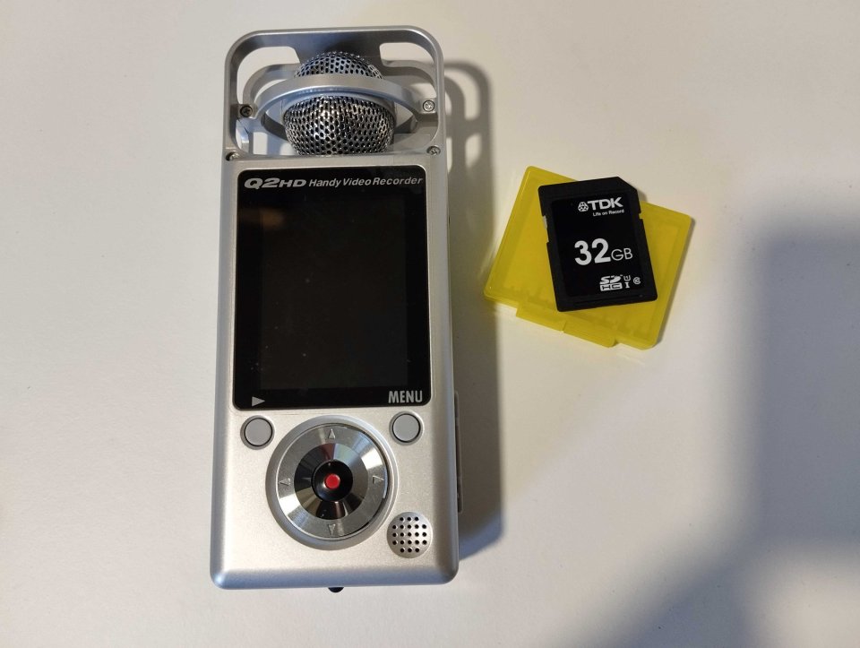 Zoom Q2 HD + Accessory pack de segunda mano · Foto 2 de 3 · Asturias · 100 €