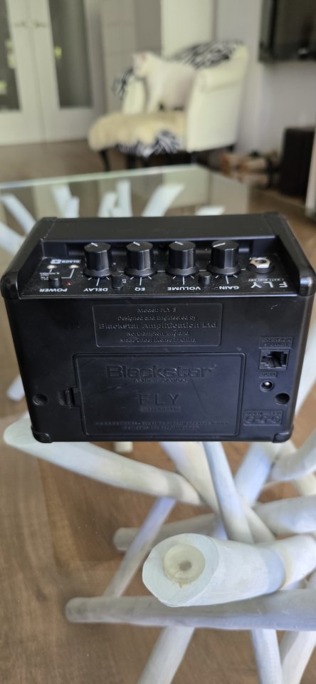 Mini Amplificador Guitarra Eléctrica Blackstar de segunda mano · Foto 3 de 9 · Madrid · 30 €