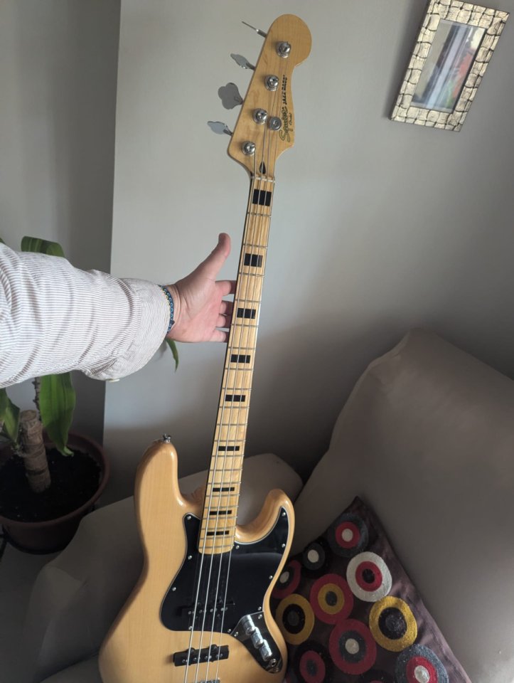 O vendo Jazz bass vintage modified 70s de segunda mano · Foto 2 de 10 · Sevilla