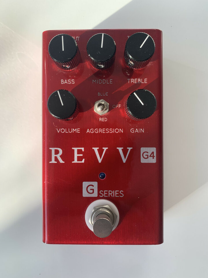 Pedal RevvG4 distorsión