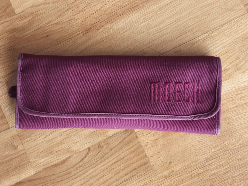 Flauta de pico antigua Moeck de madera con estuche de segunda mano · Foto 3 de 3 · Barcelona · 48 €
