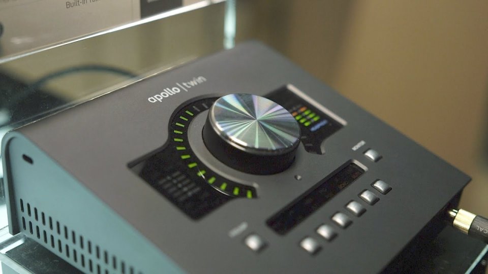 Universal Audio Apollo MK2 Con 100+ Plugins de segunda mano · Foto 1 de 7 · Palencia · 550 €