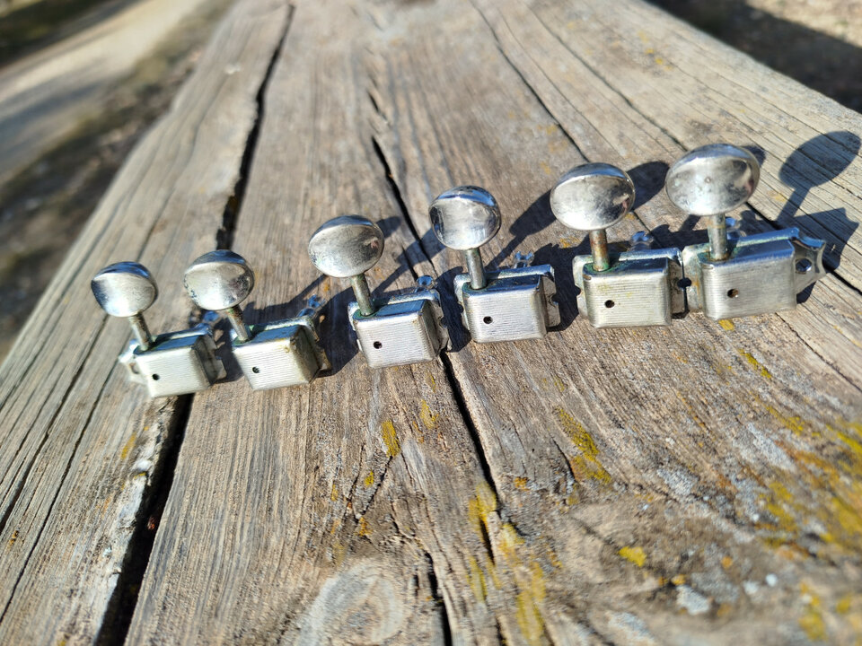 Afinadores Fender Vintage Aged Relic