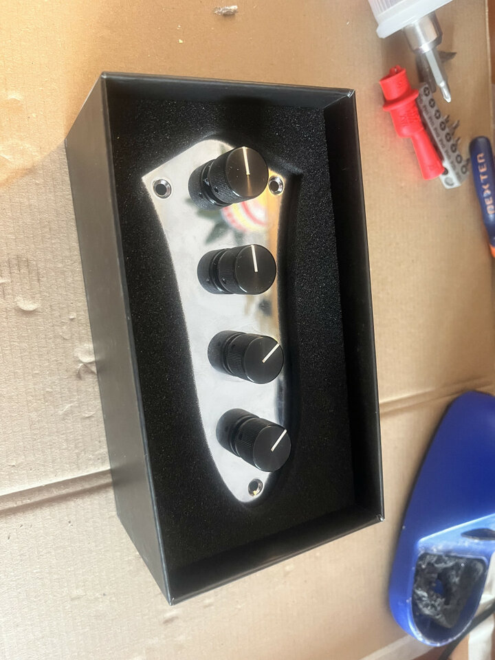 Previo de bajo Sadowsky Metroexpress