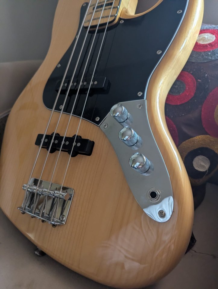 O vendo Jazz bass vintage modified 70s de segunda mano · Foto 5 de 10 · Sevilla