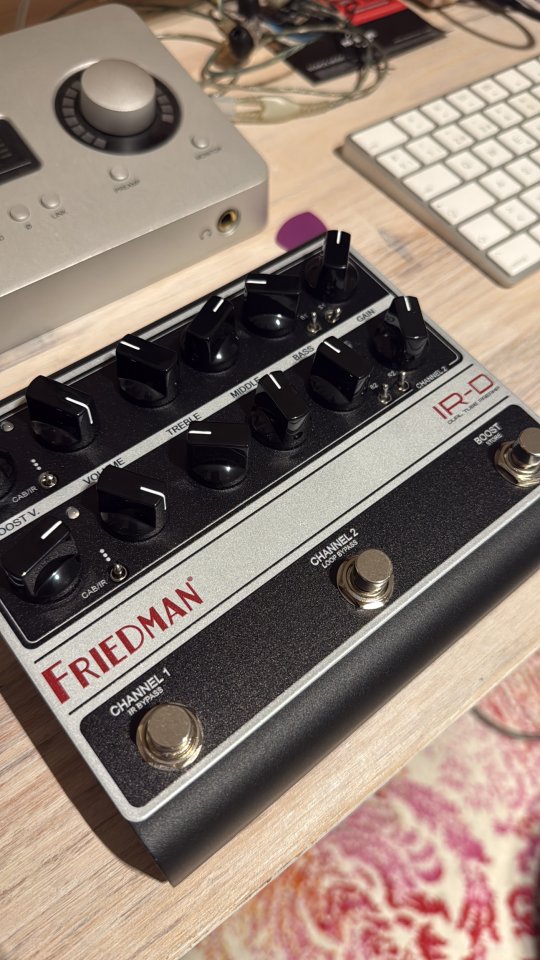 Friedman IR-D de segunda mano · Foto 1 de 2 · Sevilla · 360 €