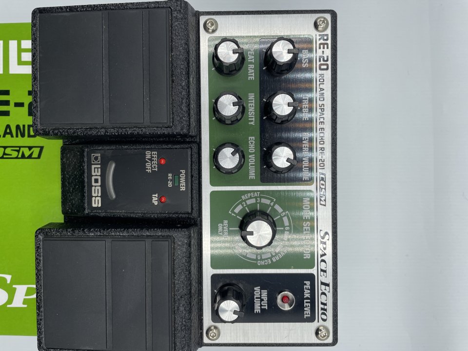 Boss RE-20 SPACE ECHO