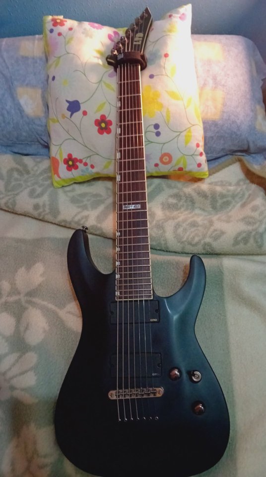 ESP LTD MH-417 (7 cuerdas) de segunda mano · Foto 1 de 7 · Gipuzkoa · 540 €