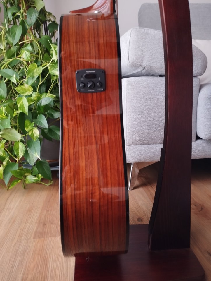 Fender CD-140SCE 12 NAT de segunda mano · Foto 3 de 6 · Madrid · 320 €